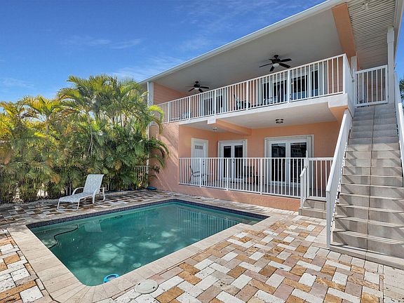 3rd image of 570 9th St