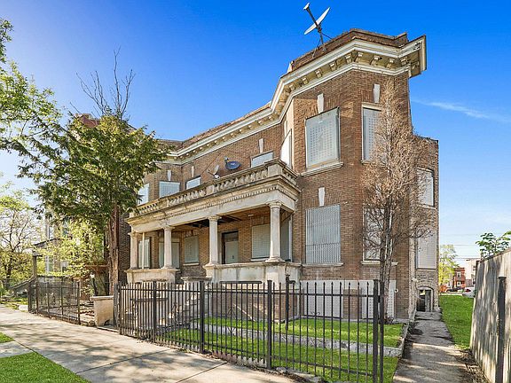 3rd image of 4138 W Jackson Blvd #40