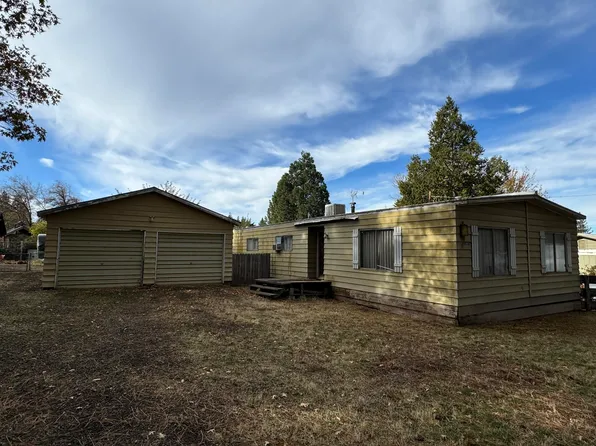 21732 2nd St, Burney, CA 96013