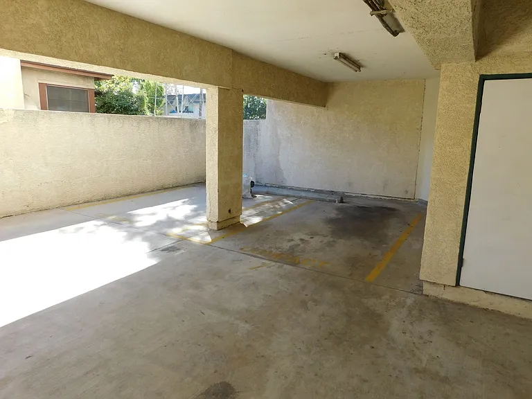 1441 N Edison Blvd — Photo 16