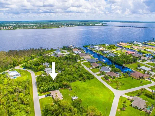 5042 Fifer Ter #5, Pt Charlotte, FL 33981