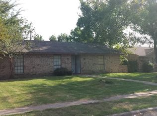 10402 Cricket Dr, Dallas, TX 75217