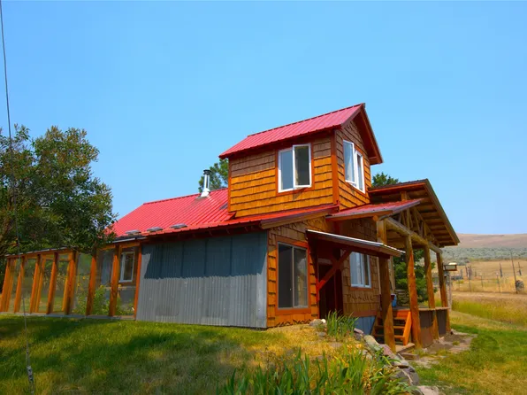15 Helen Rd, Hot Springs, MT 59845