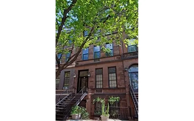 Sold by Douglas Elliman | media 16