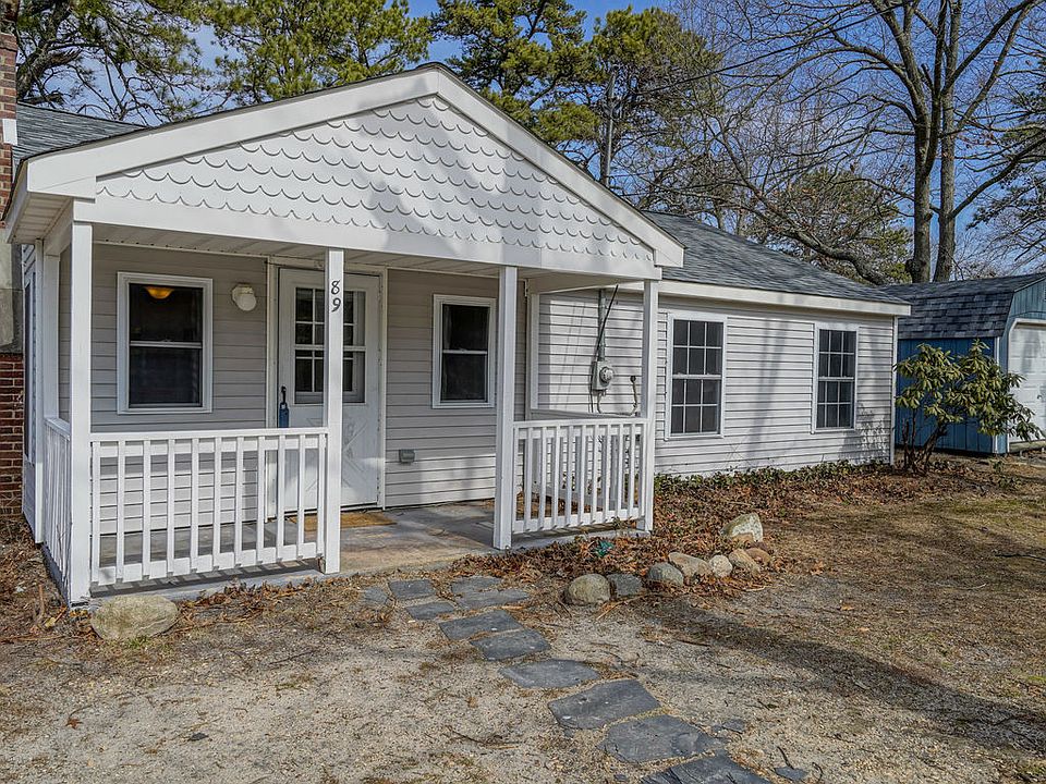 1st image of 89 Holly Dr