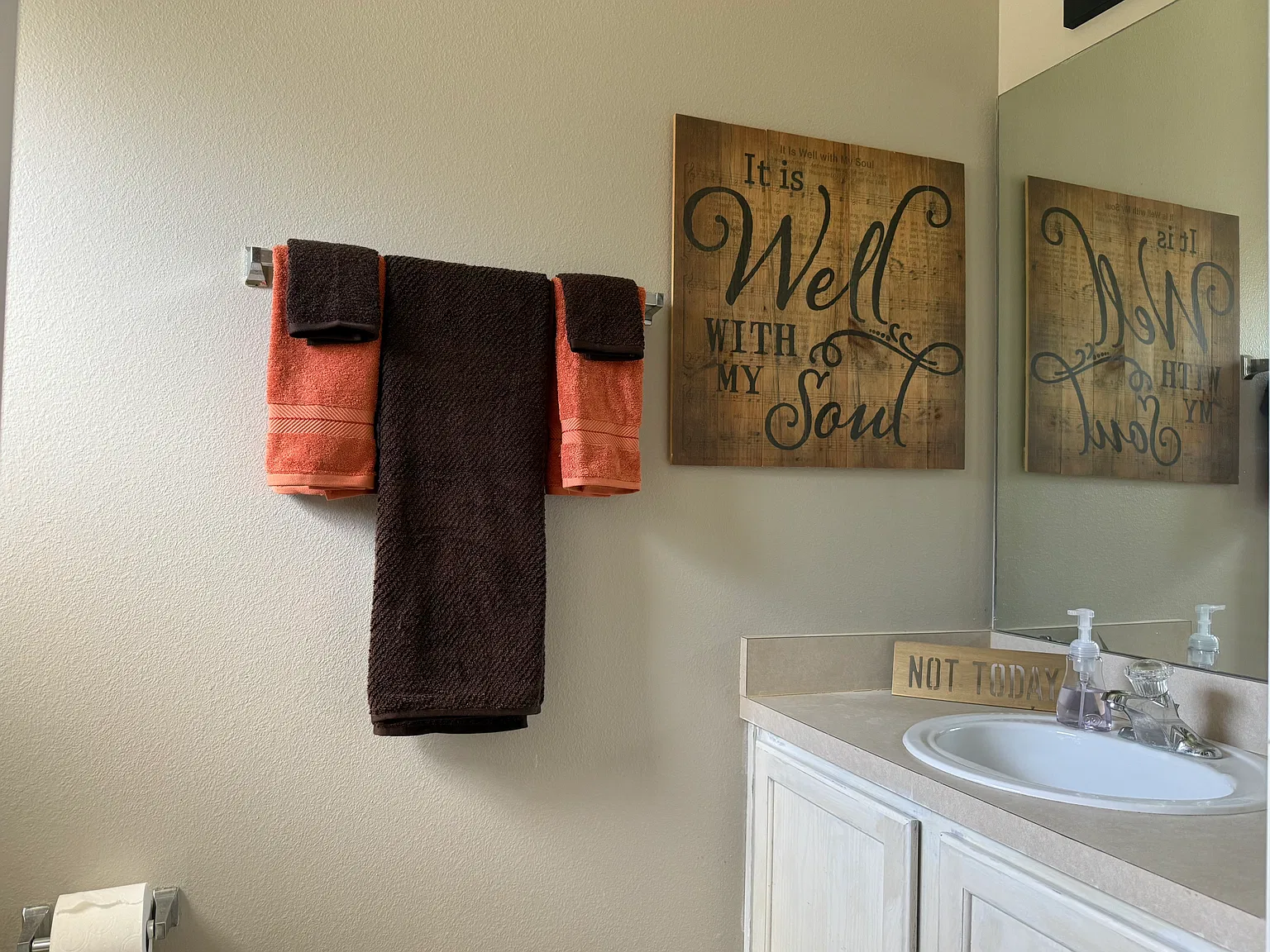 3 bed, 2.5 bath, 1517 sqft, $2,750 — Photo 3