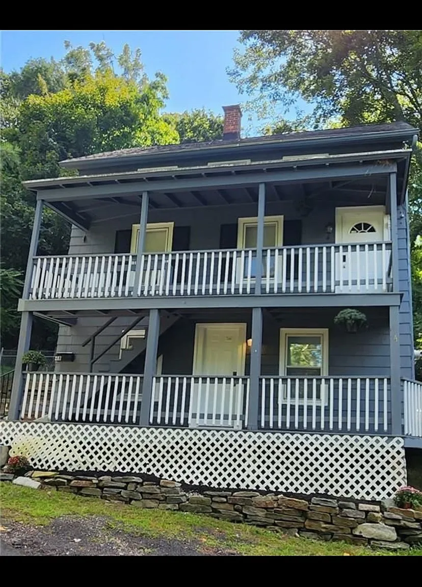2 bed, 729 sqft, $1,650 — Photo 1