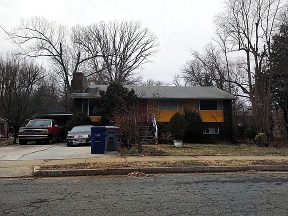 2nd image of 3916 Terrace Dr