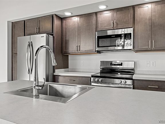 2nd image of 1786 Main St #103