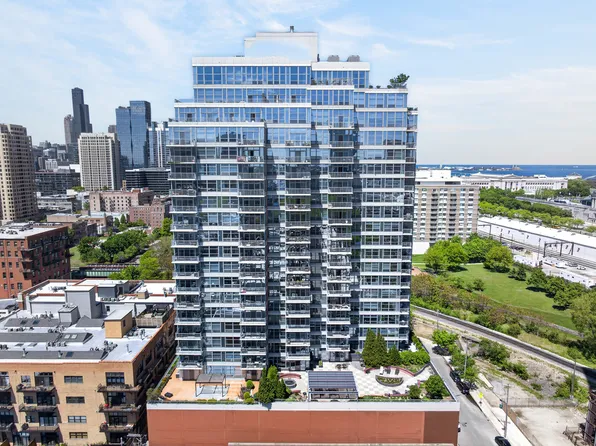 1600 S Prairie Ave #1901, Chicago, IL 60605