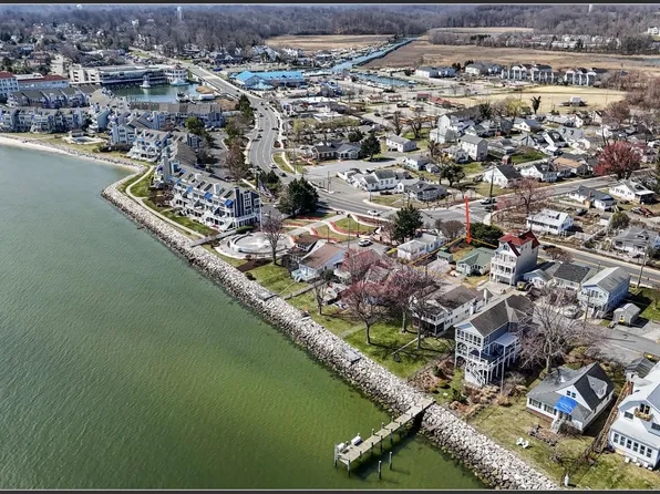 8227 Bayside Rd, Chesapeake Beach, MD 20732