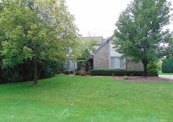 1st image of 7943 Turnberry Dr