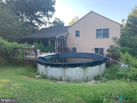 3rd image of 3354 Druck Valley Rd