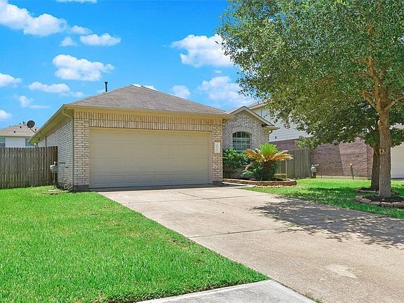 2nd image of 31719 Cattail Park Ct