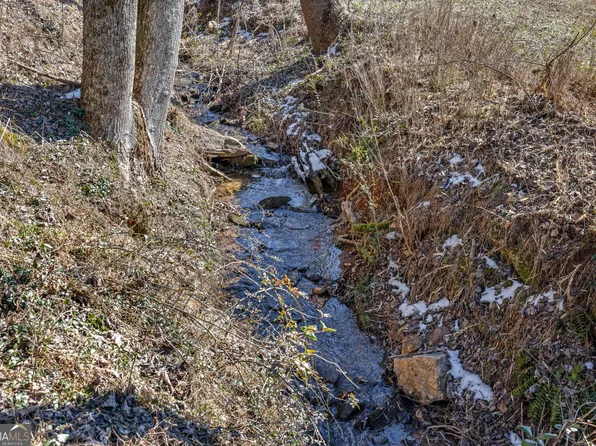 3185 Big Creek Rd, Ellijay, GA 30536