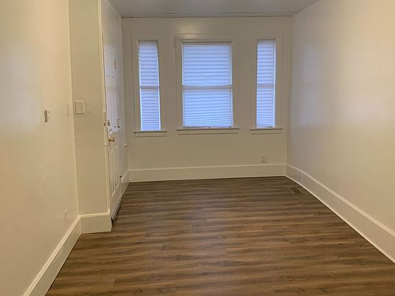 3rd image of 222 E Philadelphia St APT 1