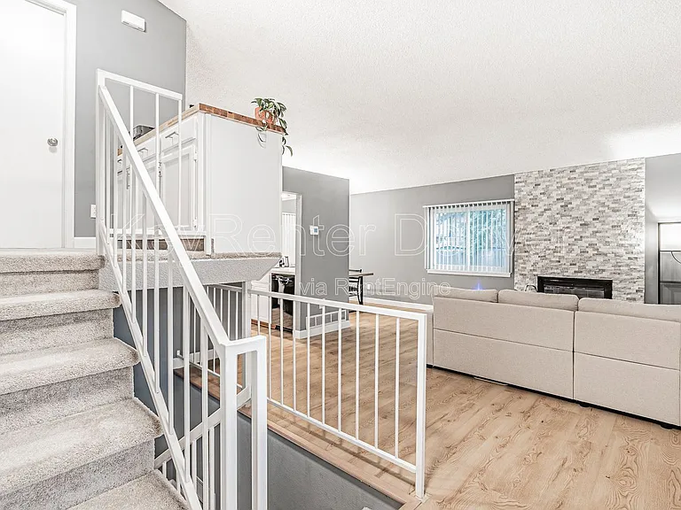 18747 E Carmel Cir — Photo 18