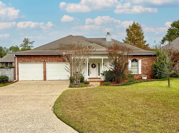 9 Stones Throw Dr, Hattiesburg, MS 39402