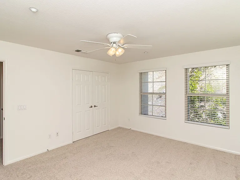 2110 Silverado St — Photo 27