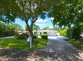 1274 Pine Ct, Naples, FL 34102