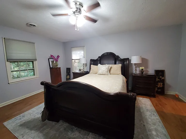 225 Woodglen Dr — Photo 23
