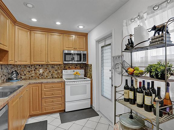 5th image of 4270 NW 40th Street #111