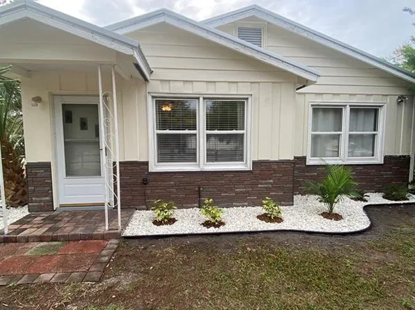 2928 Bahia Vista St, Sarasota, FL 34239