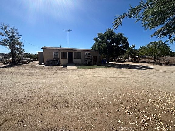 3rd image of 24280 Juniper Springs Rd