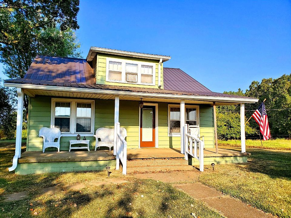 1st image of 2327 Erin Rd