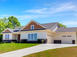 1021 S 9th St, Adel, IA 50003