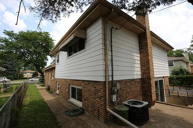 5535 Oakton St — Photo 57
