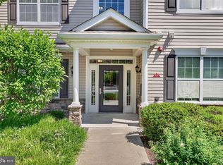 526 Timberlake Dr, Trenton, NJ 08618