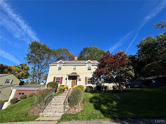 3rd image of 521 Scott Ave