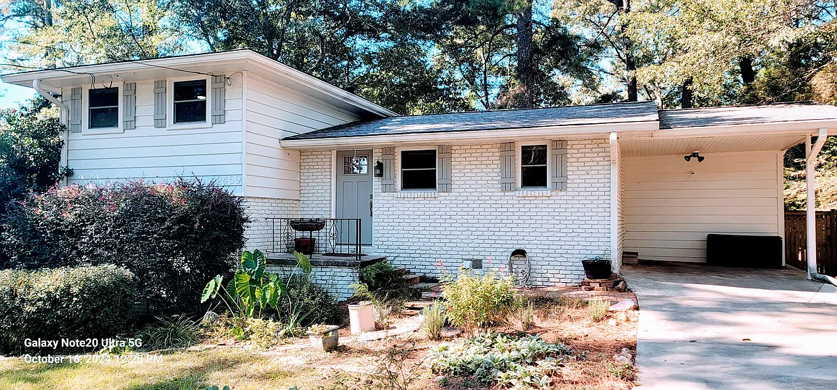 Welcome home - 2469 Warwick Cir