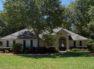 223 Edgewater Branch Dr, Saint Johns, FL 32259