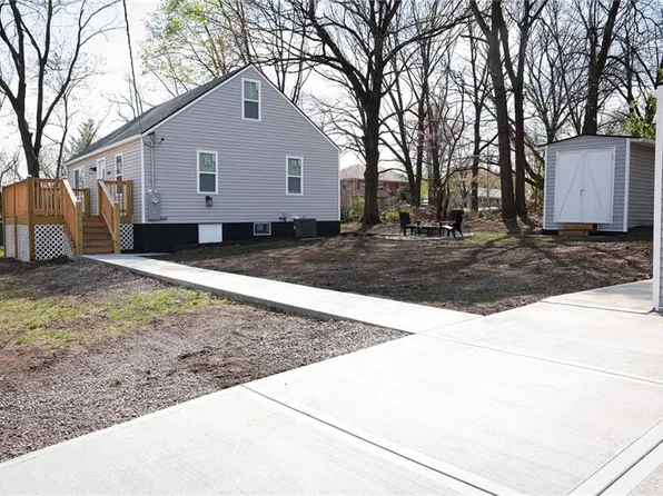 5606 N Indiana Ave, Gladstone, MO 64119