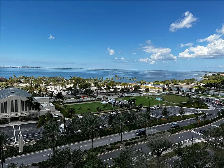 800 N Tamiami Trl #905 — Photo 20