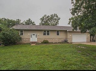 11207 Hillsboro Victoria Rd, De Soto, MO 63020