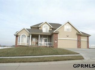 1204 S Joy St, Saint Papillion, NE 68046