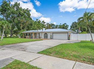 2820 Whitney Rd, Clearwater, FL 33760