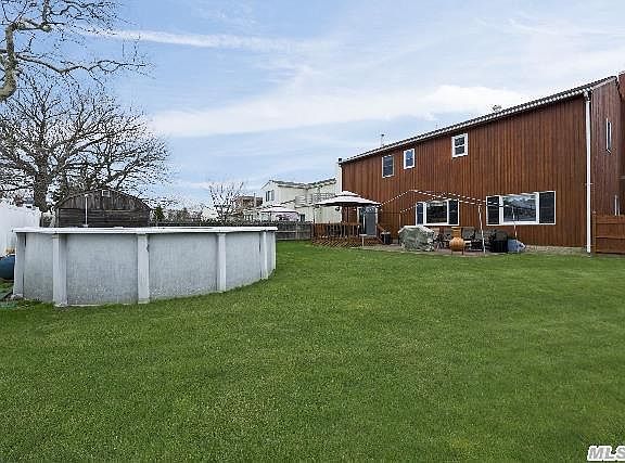2nd image of 25 Lido Blvd