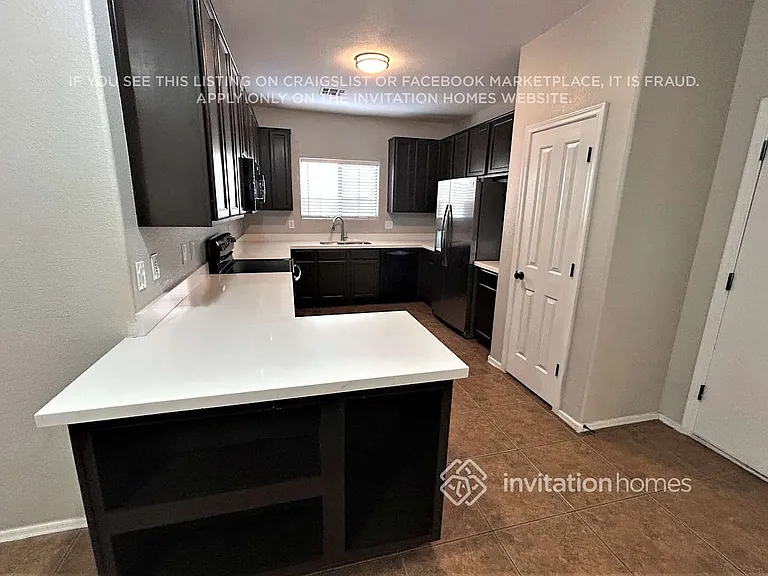 3425 E Vernon St — Photo 6