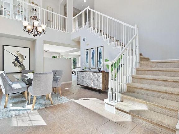 4th image of 1015 Brackett Way