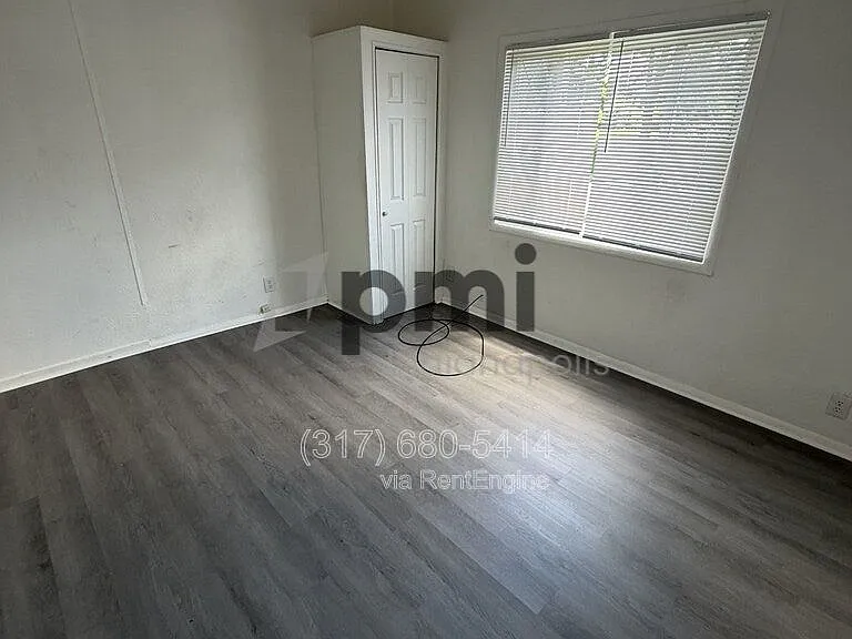 1308 W 4th St — Photo 24