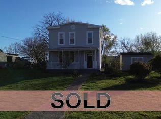 307 2nd St, Shenandoah, VA 22849