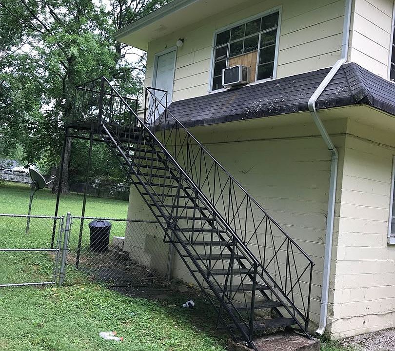 1st image of 1116 Sewanee Dr APT 4
