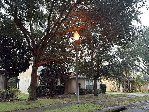 3rd image of 1885 Scrub Jay Rd