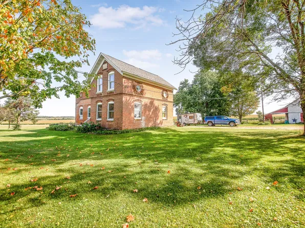 W1031 State Road 72, Elmwood, WI 54740