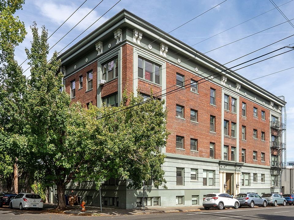 1st image of 1631 NW Everett St APT 404