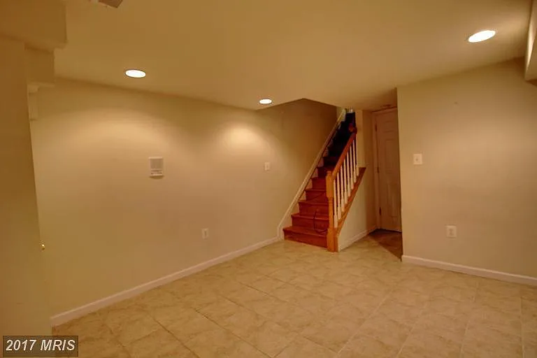 1419 Olive St — Photo 13